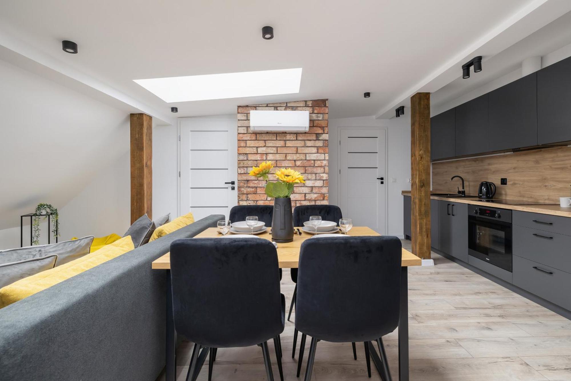 קטוביץ Cosy Apartments Kosciuszki Near The Main Train Station By Noclegi Renters מראה חיצוני תמונה