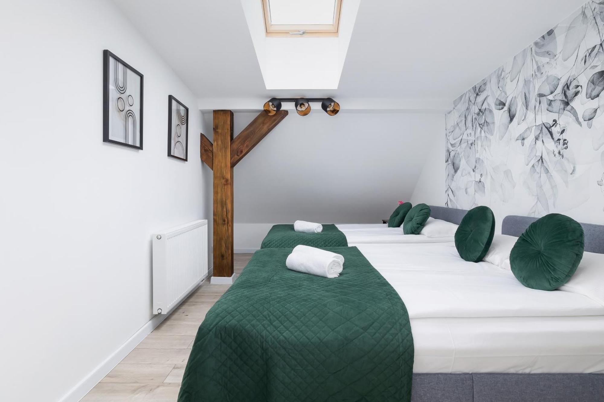 קטוביץ Cosy Apartments Kosciuszki Near The Main Train Station By Noclegi Renters מראה חיצוני תמונה